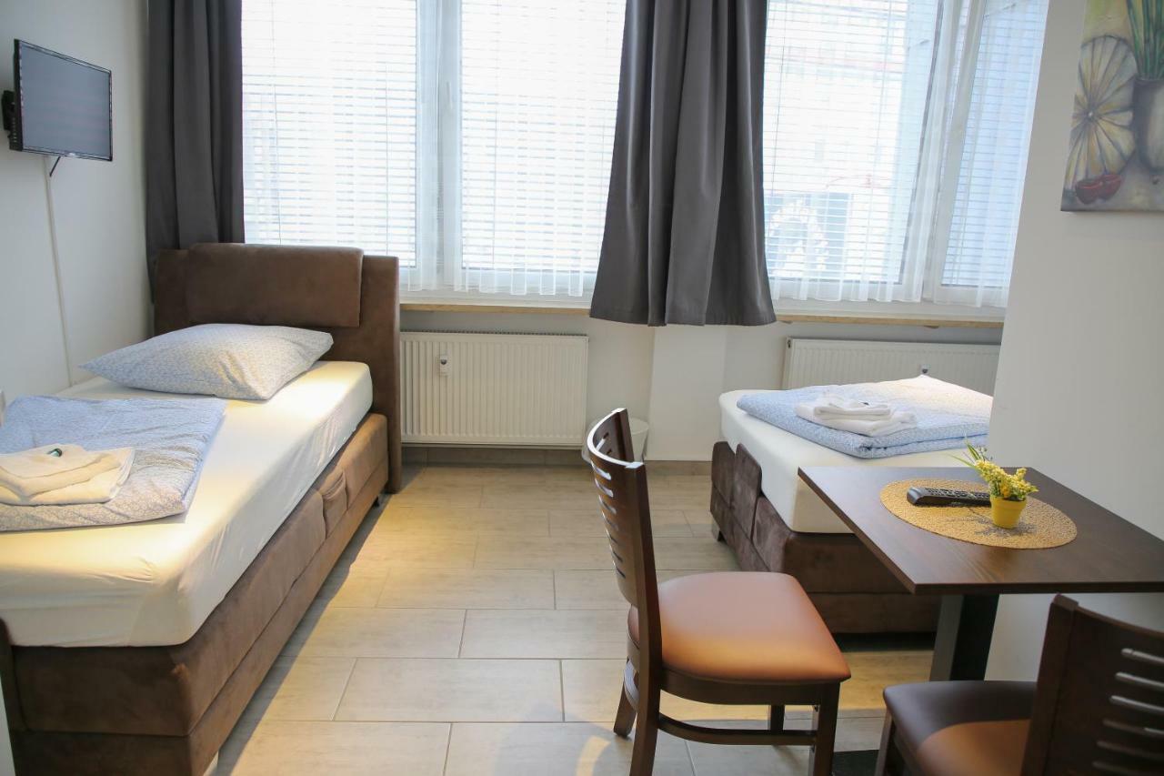 Franken Motel Fuerth Ngoại thất bức ảnh
